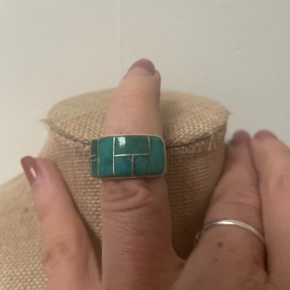 RELISTED! Zuni made; thick shank Turquoise and Silver inlaid Mosaic Ring🌵 - Picture 3 of 8